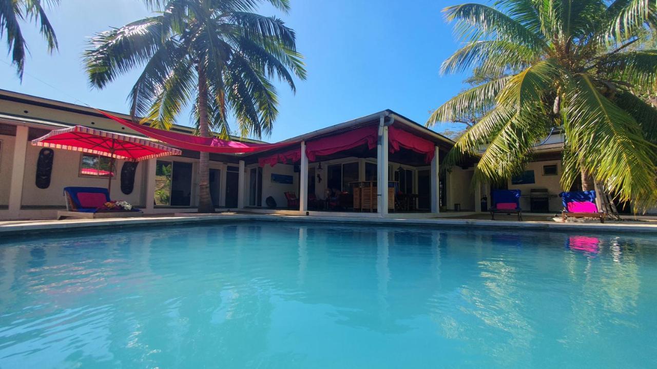 Villa Les Cocotiers Nosy Be Exterior photo